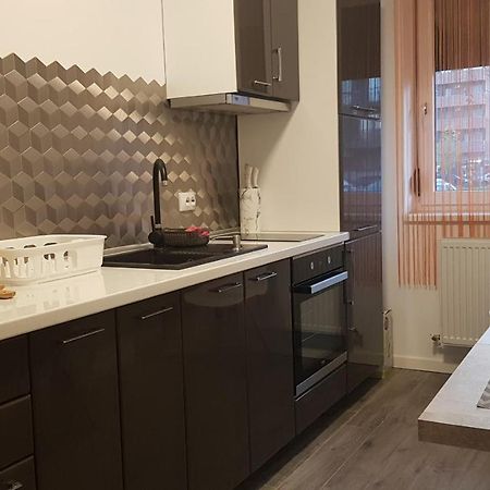 Confort Oradea Bagian luar foto